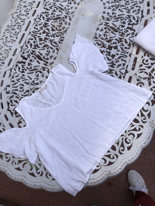 Top branco pela cintura tamanho S