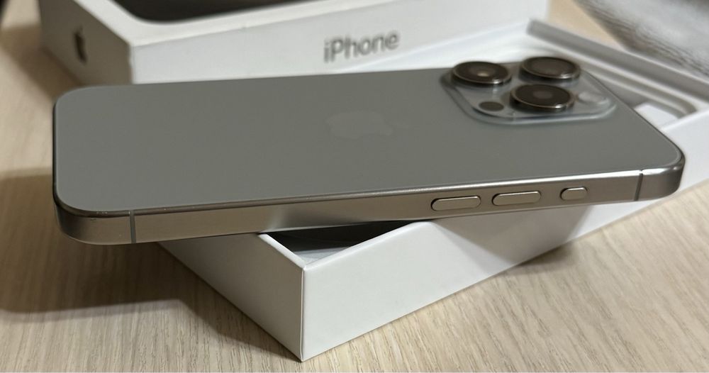 iPhone 15 Pro 128gb Natural Titanium Neverlock