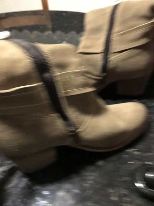Botas  em muito bom estado
