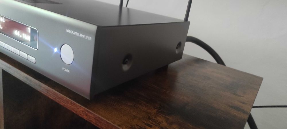 Wzmacniacz Arcam sa 30