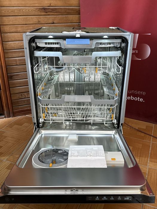 Посудомийна машина Miele G 7960 SCVi | 9 год напрацювання | Максимум