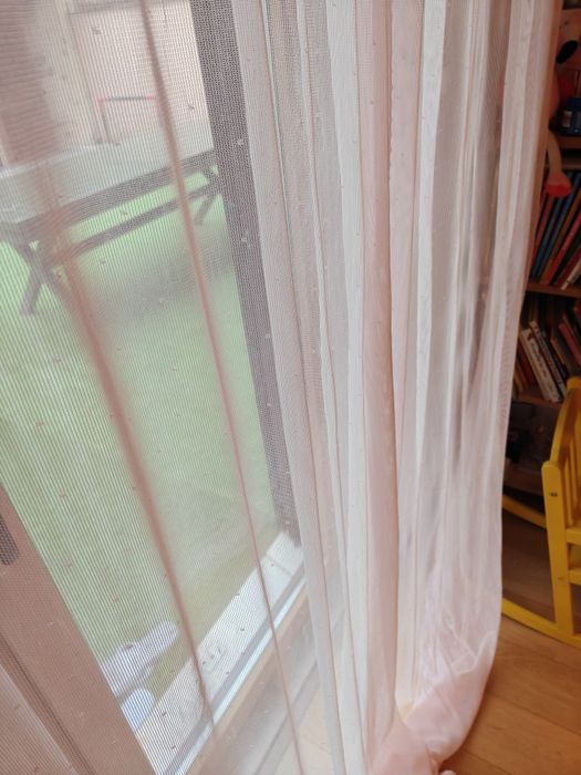 Cortinados cor de rosa