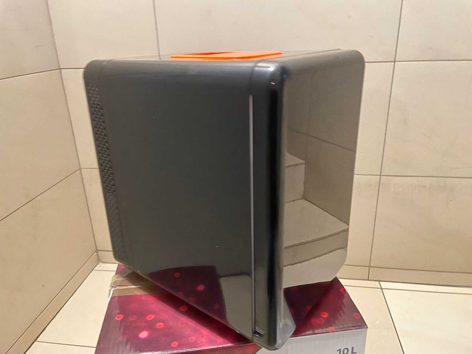 Minilodówka 10 l 12/230 V 3 kg turystyczna