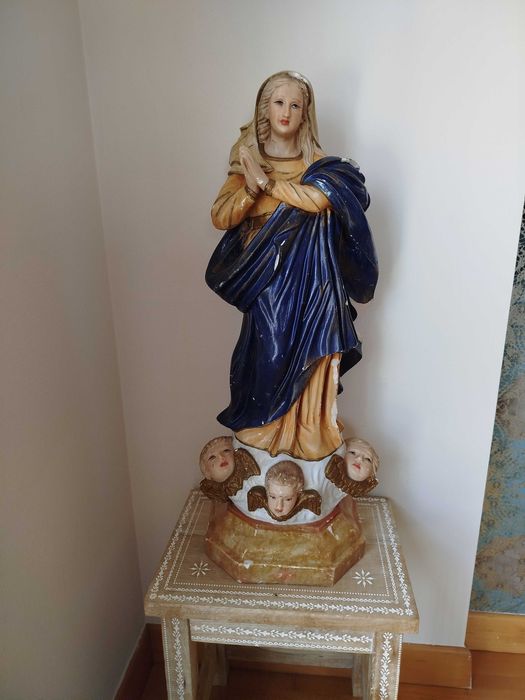 Imponente Escultura de Nossa Senhora (62 cm/13 kilos)