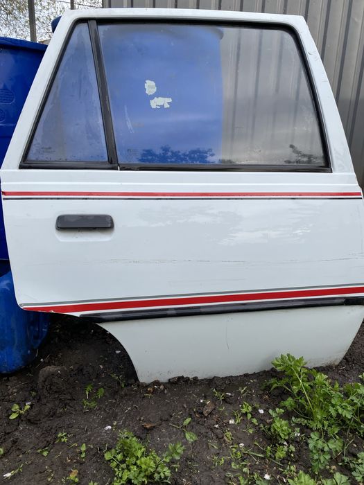 Опель кадет двери