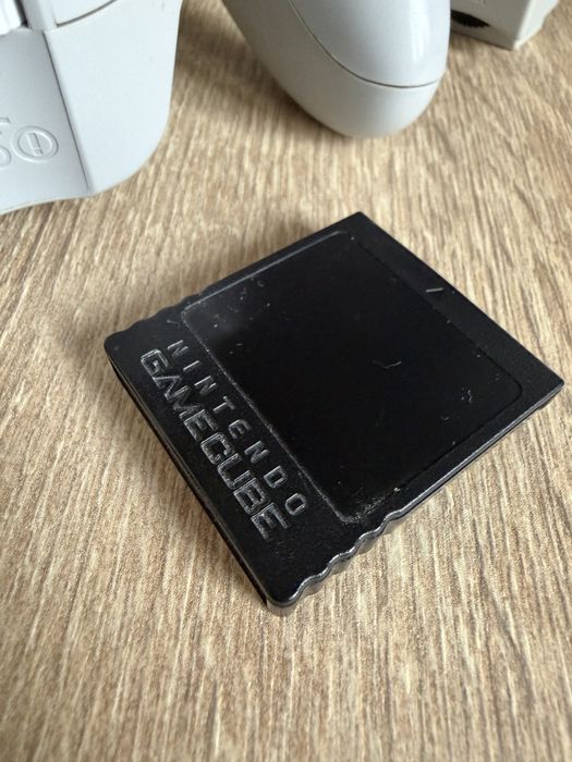 Nintendo Gamecube + pad wavebird + karta pamieci