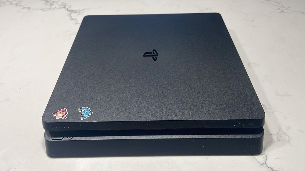 Vendo PlayStation 4