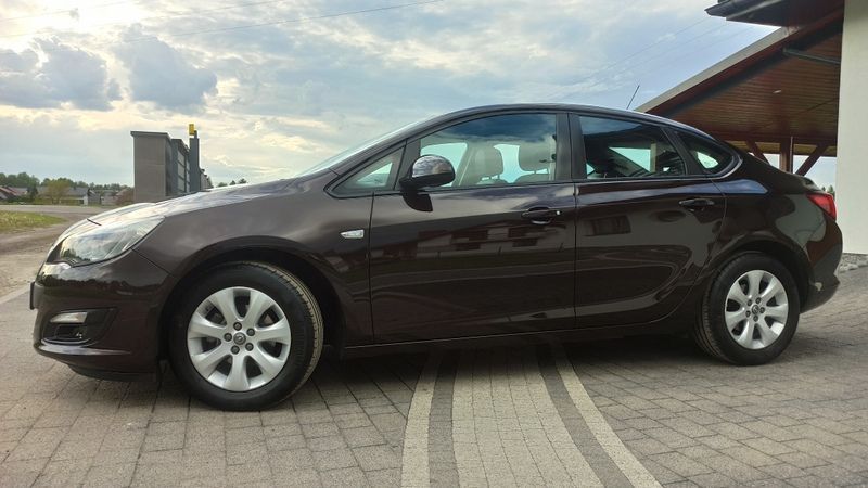 Opel Astra Pierwszy Właściciel, Niski przebieg !!!