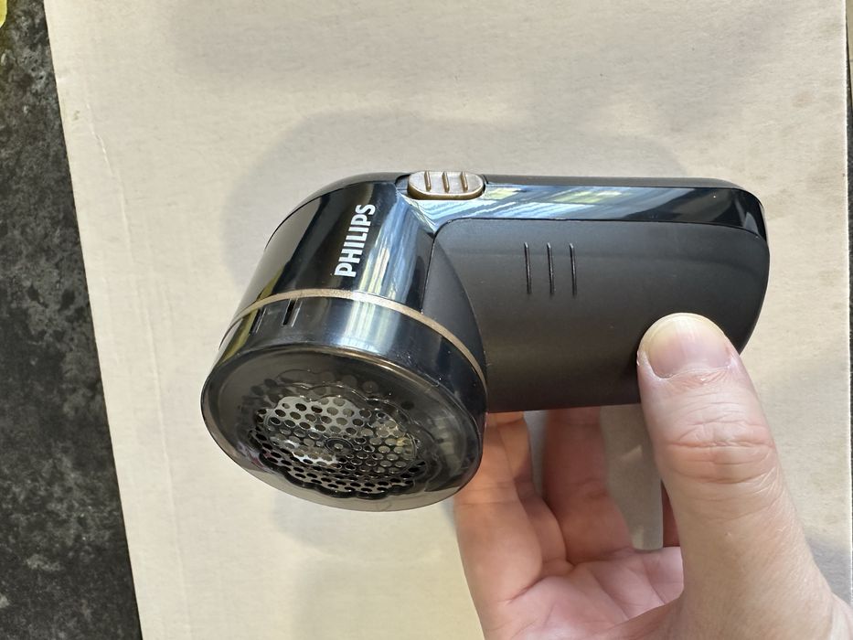 Машинка для стриження ковтунців PHILIPS Fabric Shaver GC026/80