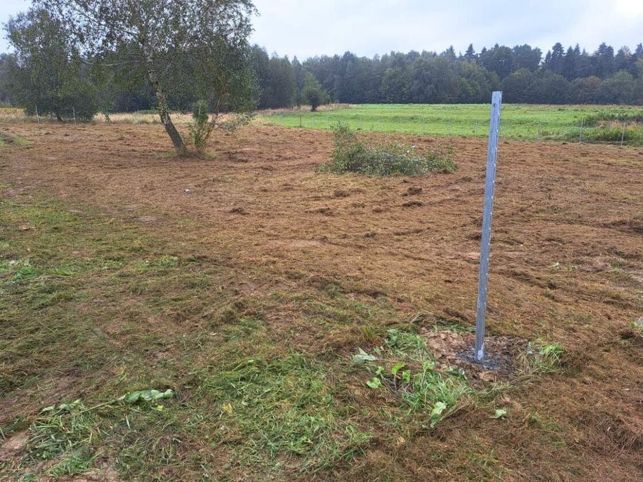 Ogrodzenie panelowe, z siatki, z siatki leśnej.