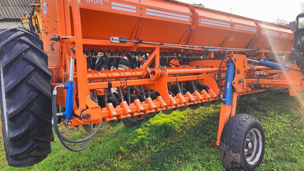Сівалка зернова Фаворіт СЗФ 5400 v