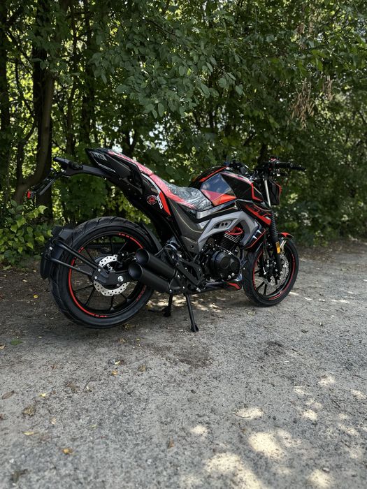 Musstang ST 200 2026 року мустанг ст200