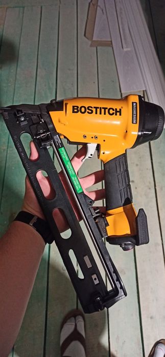 Пневматичний пістолет Bostitch N62fn