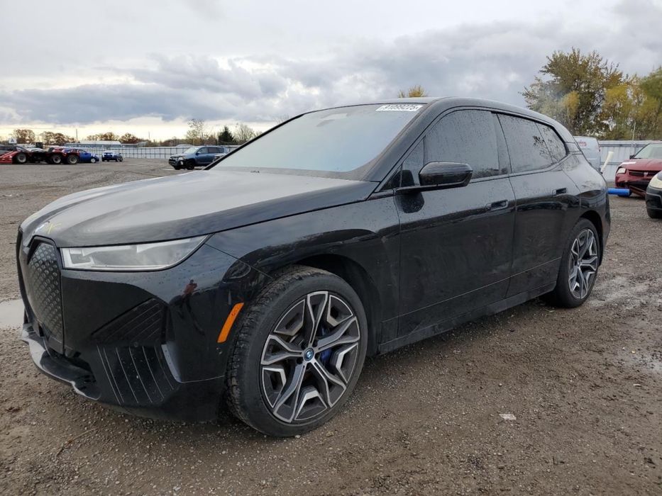 Панорама BMW ix i20