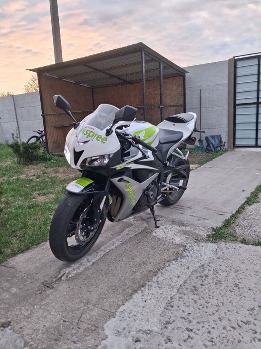 Honda cbr 600 rr