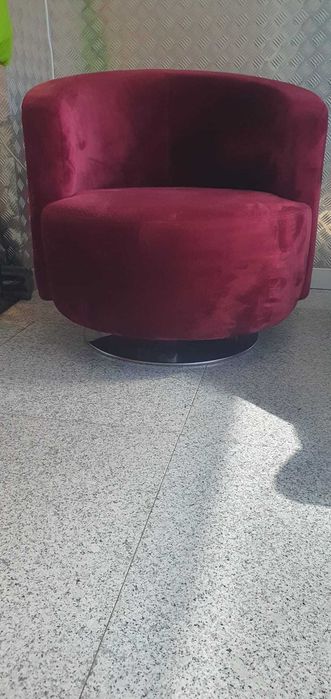 Sofá ANARIC – Modelo JANO – Veludo Bordeaux, com base giratória