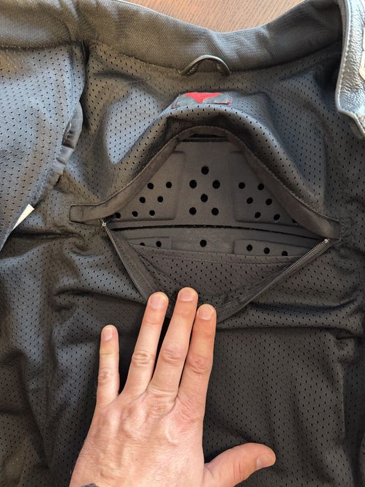 Kombinezon Dainese rozmiar 58 męski dwuczęściowy