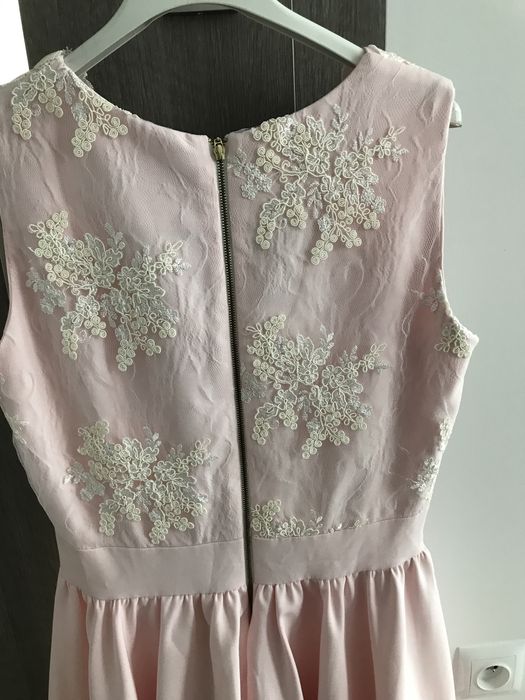 Elegancka sukienka rozmiar 38
