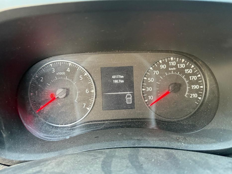 Renault Master 4 L2h2 przebieg 40 tys km