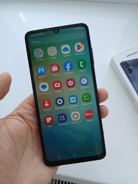 Samsung galaxy a06 4/128gb стан нового