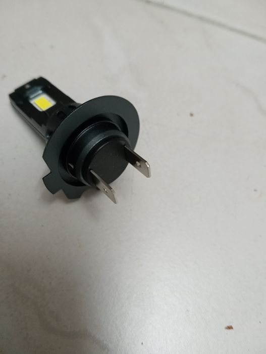 Lâmpada farol H7