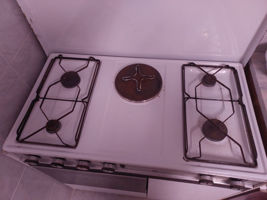 Fogão e forno a gás