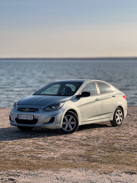 Hyundai Accent RB 2011 AKПП