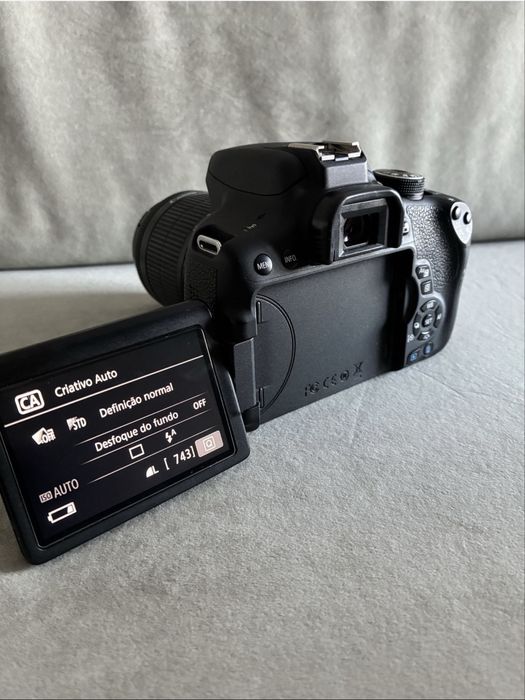 Maquina Canon 750d