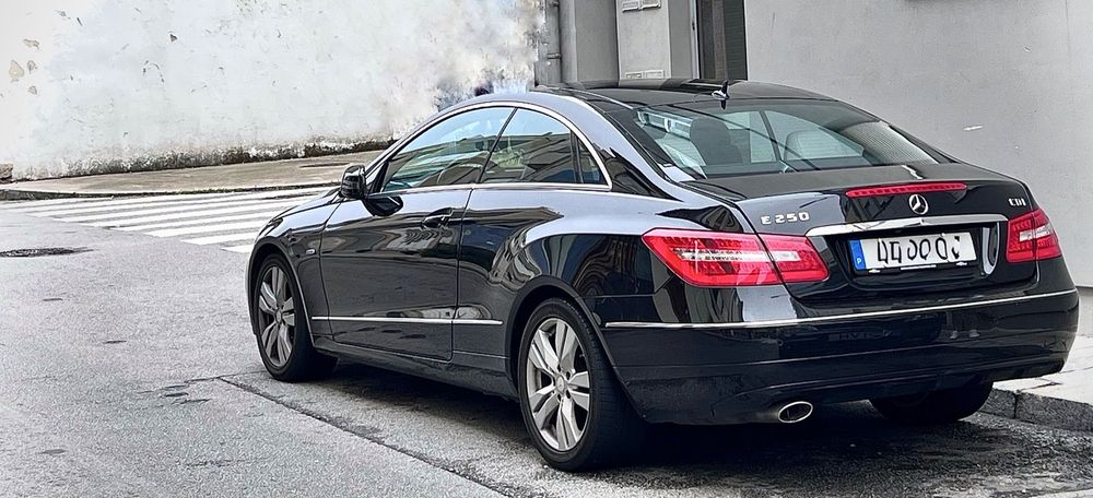 Mercedes-Benz E 250 CDi Avantgarde BlueEfficiency Auto