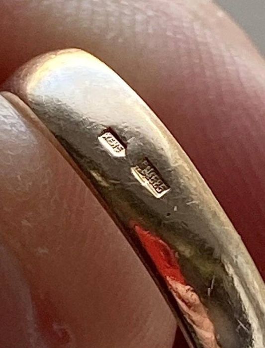 Кольцо золотое помолвочное