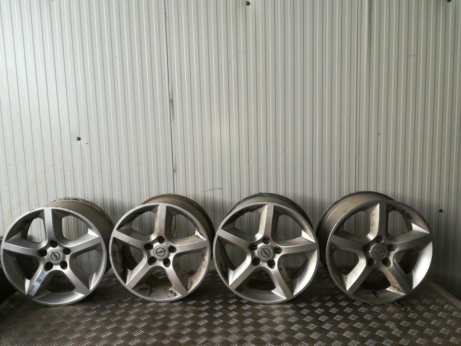 Conjunto De Pneus Opel Astra H Gtc