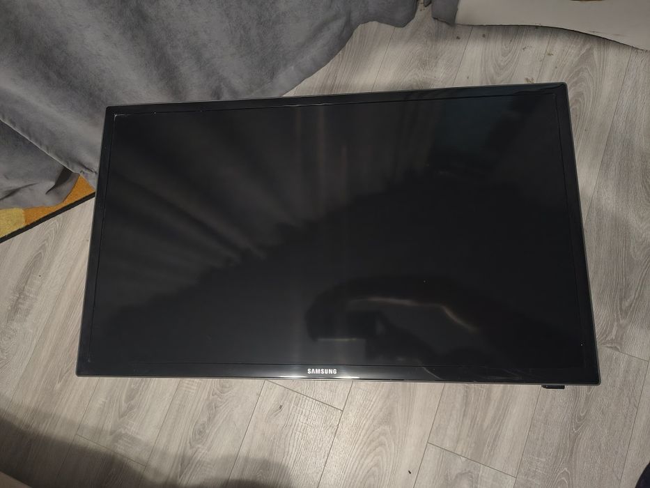 Продаю телевізор/монітор Samsung 4-го покоління