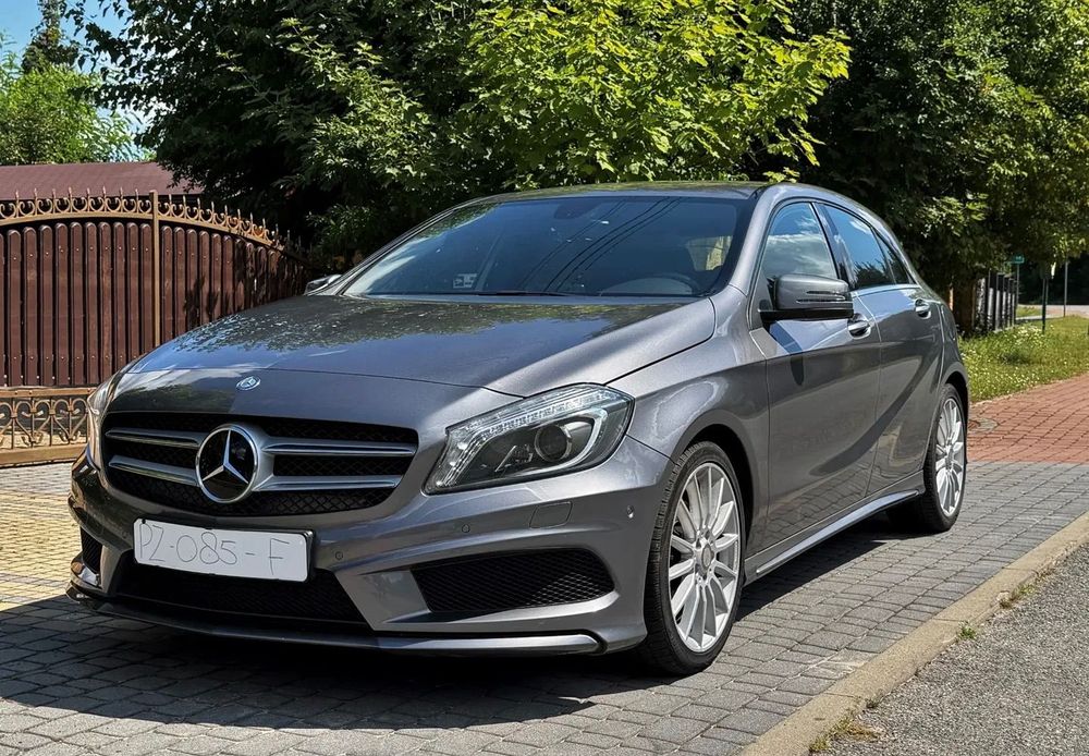 Mercedes-Benz Klasa A 1.6 122KM *Automat * Pakiet AMG * Xenon LED * Grzane fotele  *