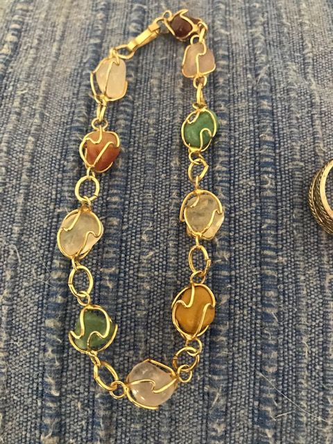 Bijuteria - pulseira, colar, anel e brinco