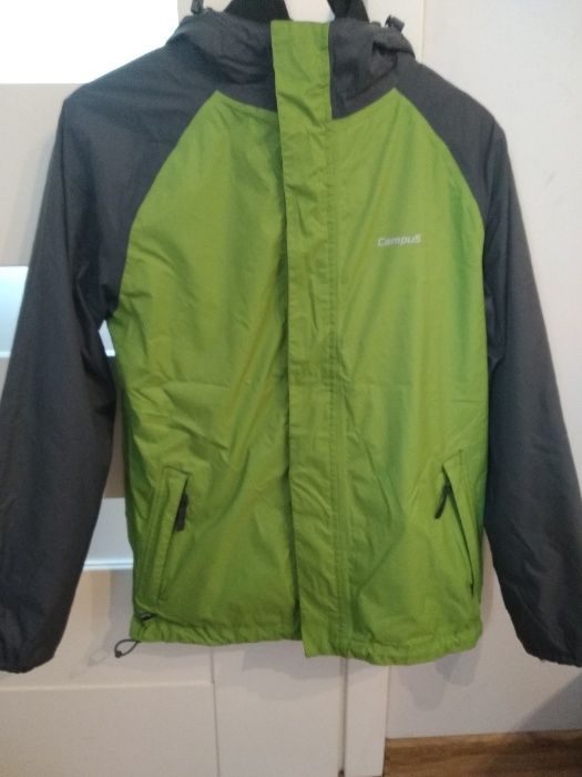 3 Ubrania markowe Campus kurtka, Quiksilver bluza, Benneton kamizelka