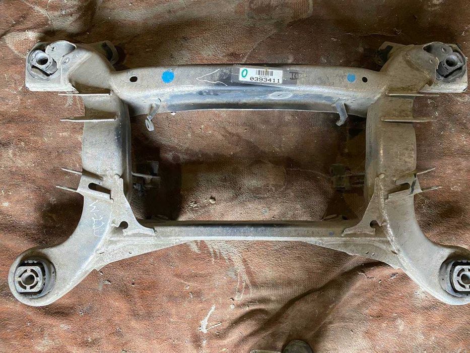 Підрамник задній балка Mercedes-Benz W220 Мерседес A2203507900