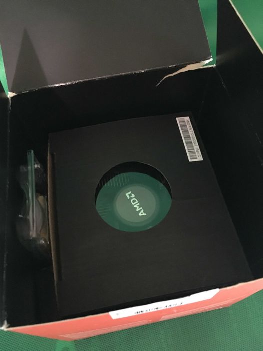 AMD Ryzen 7 2700 CPU, Like New (+ Original Box + Original Cooler)64738400861826124