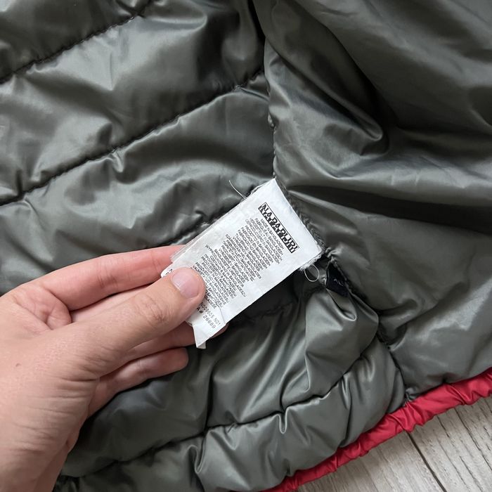 Мікро пуховик napapijri розмір L-XL л-хл