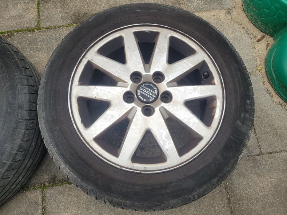 Felgi z oponami do Volvo