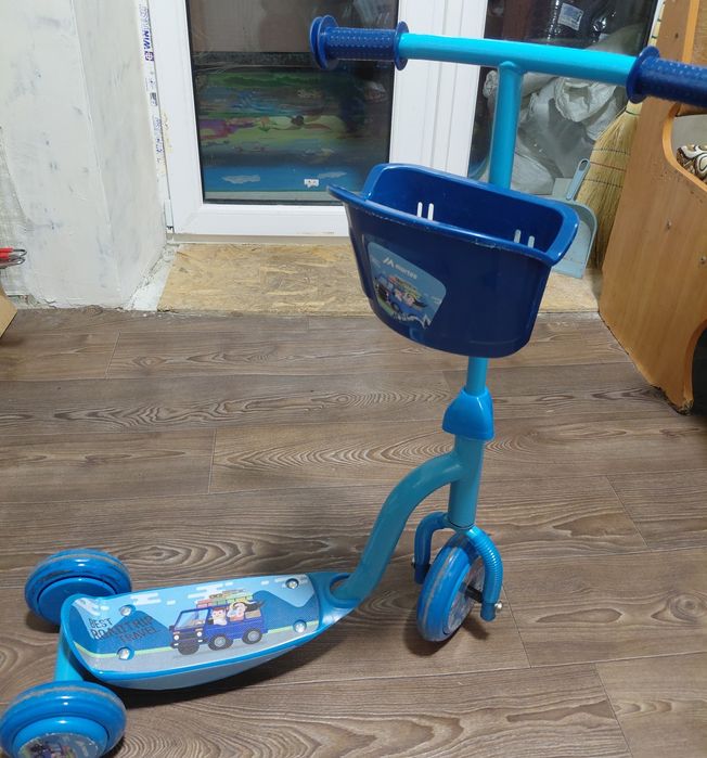 Продам самокат детский