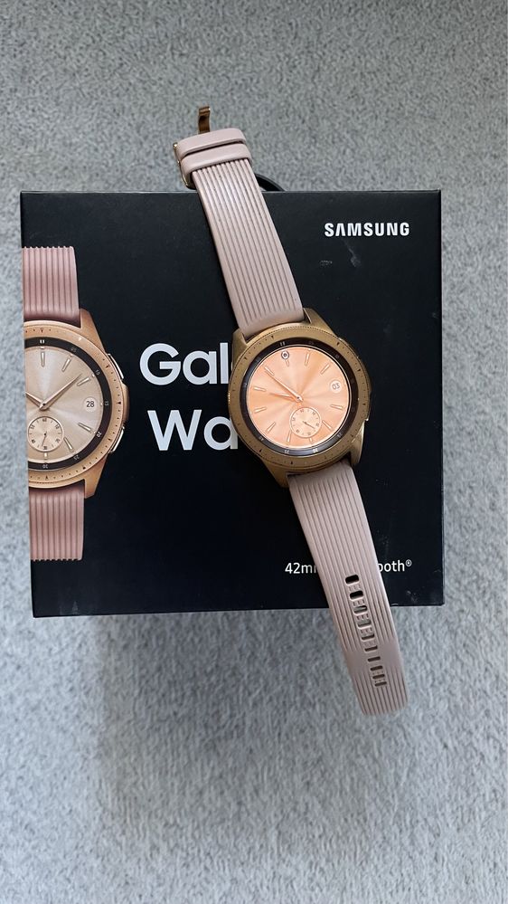 Samsung galaxy sales watch 42mm deal