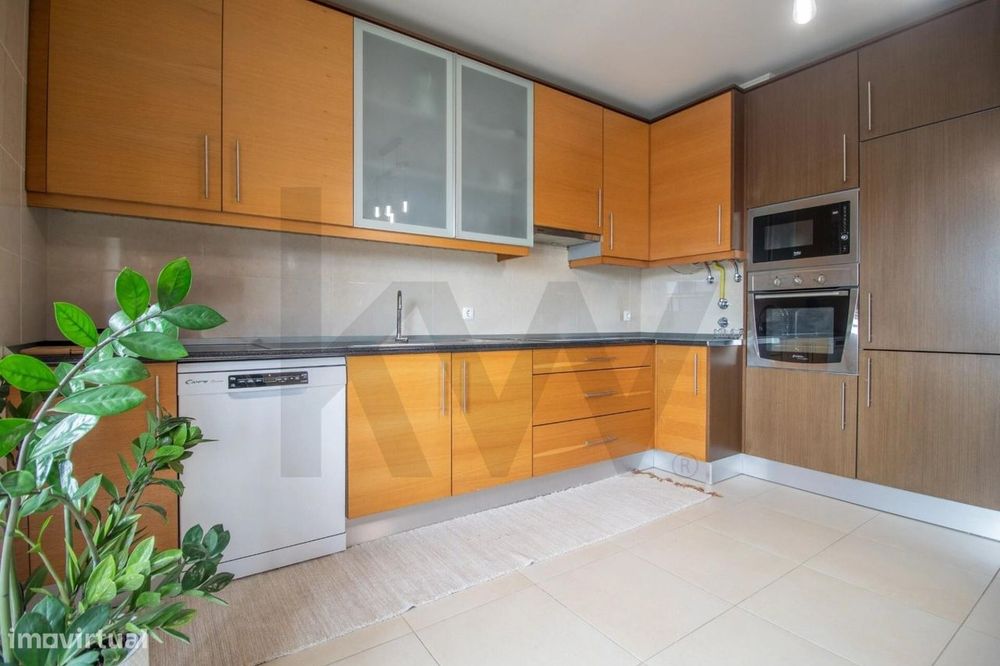 T3 com Suite,  elevador e Garagem Box