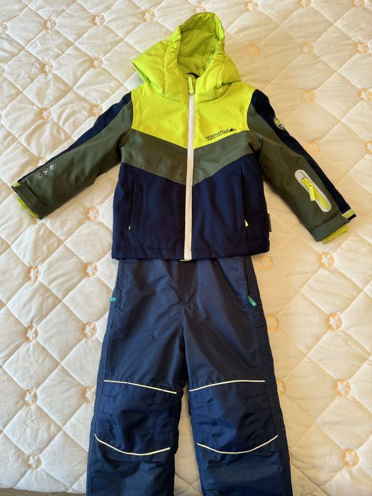 Продам зимний костюм