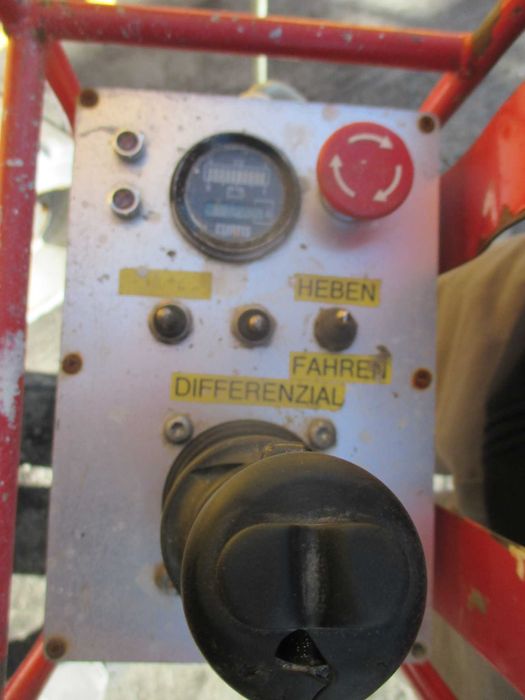 Podnośnik nożycowy 14 m HAB S142-12E2WD (JLG Genie Haulotte) UDT