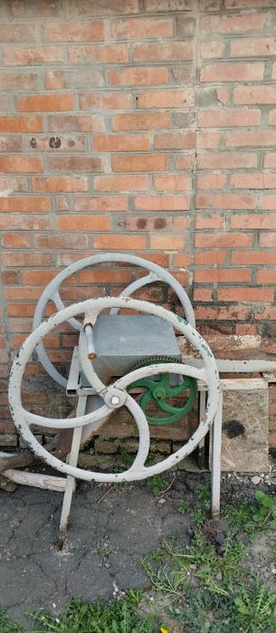 Січкарня ручна в робочому стані