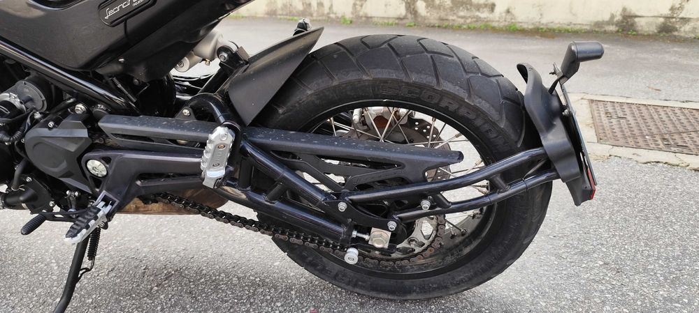 Benelli Leoncino 500