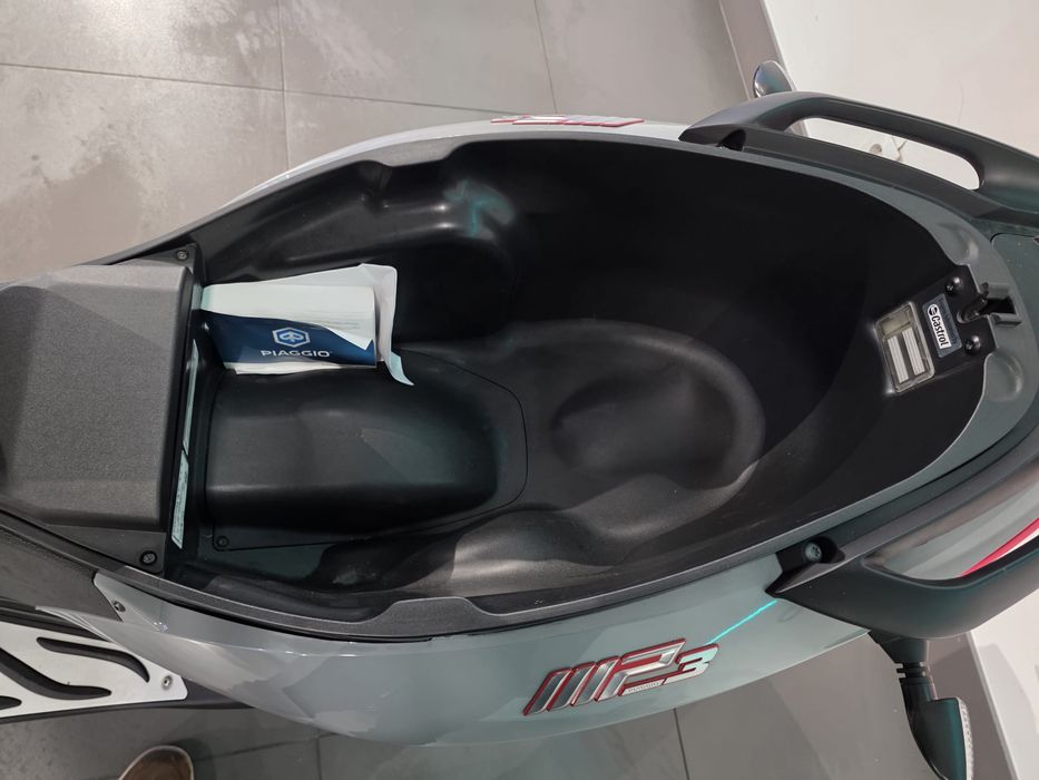 Piaggio MP3 300 hpe
