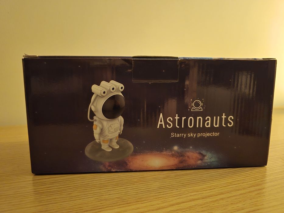 Astronauta - projetor de estrelas