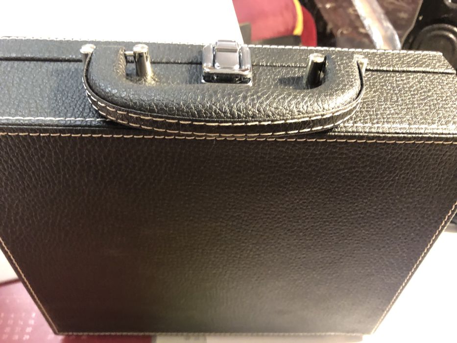 Estojo saca rolhas vínico - novo