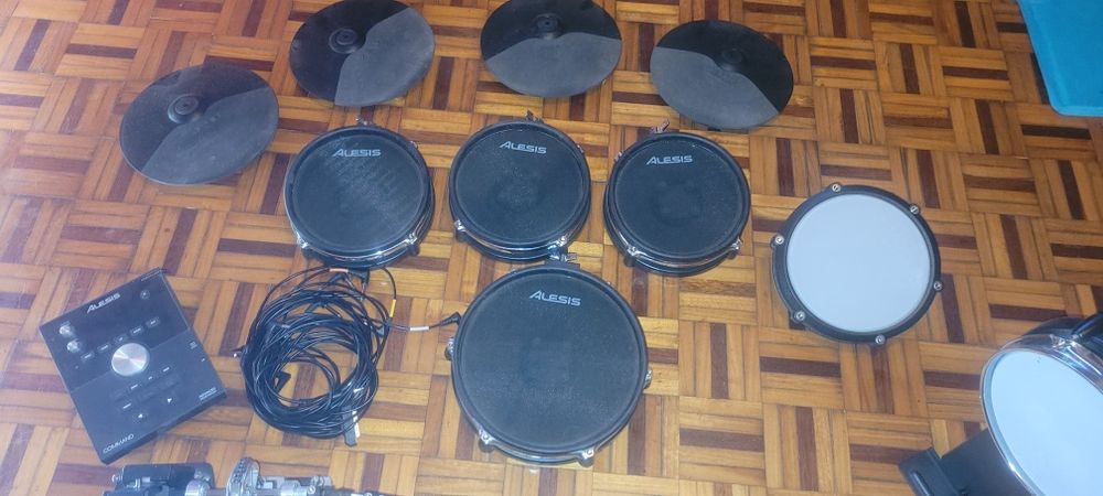 Alesis command mesh